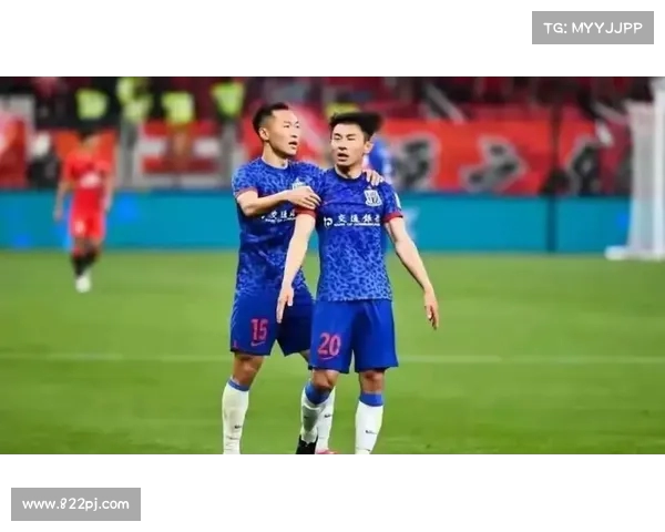 沪媒:吴曦与浙江队对抗膝盖受伤 踢海牛或无缘出场 沪媒:吴曦与浙江队对抗膝盖受伤 踢海牛或无缘出场